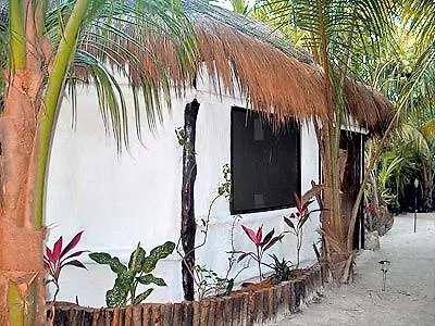 Hotel Playa Mambo Eco Cabanas 4*