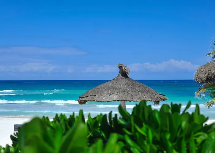 Playa Mambo Eco Cabanas
